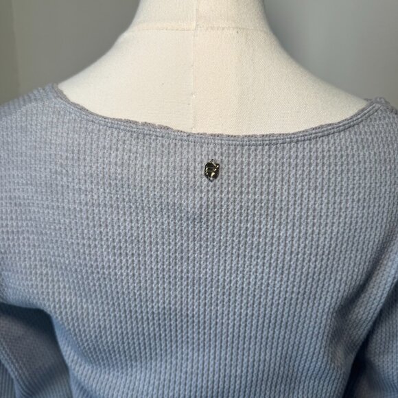 Fabletics Waffle Knit Long Sleeve Cropped Workout Shirt - Picture 13 of 14